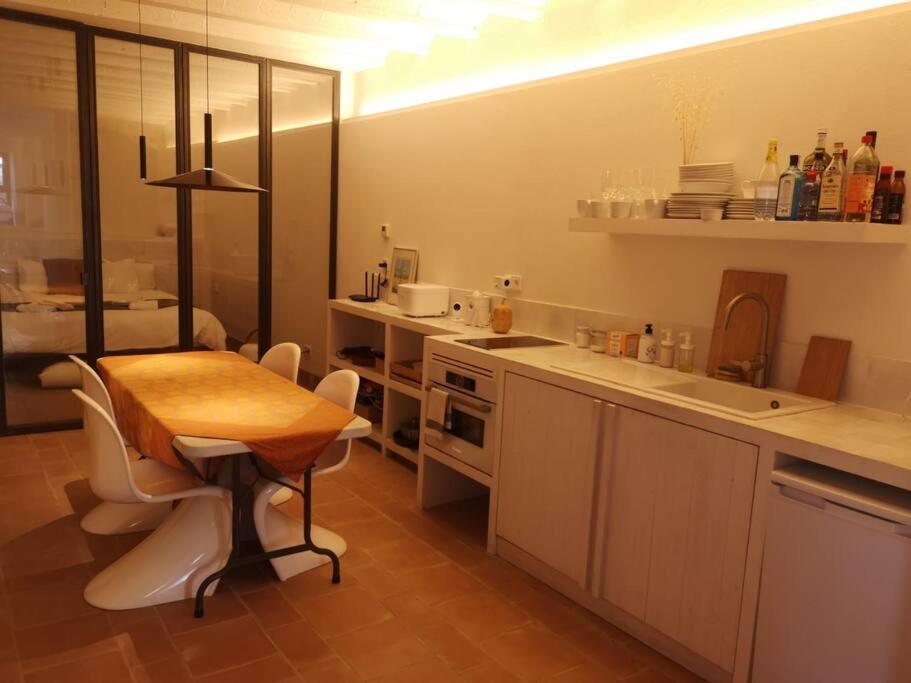 Romantic Stay In Grand Setting Alella Exterior photo